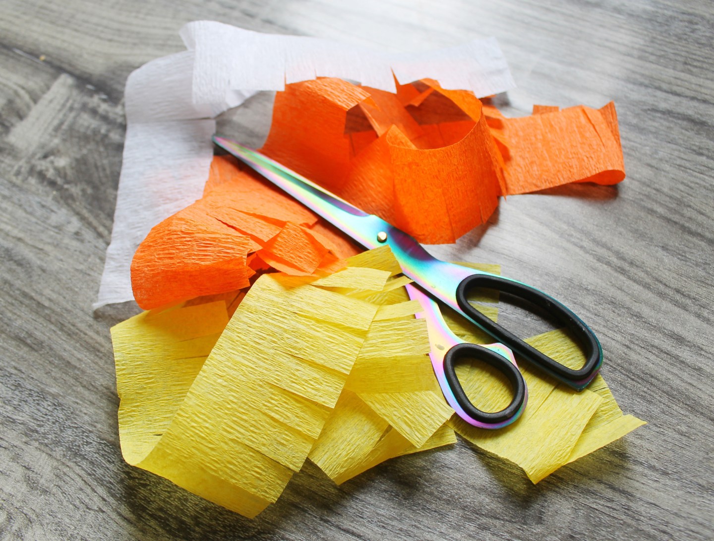 DIY Candy Corn Piñata – Auburn Artisan